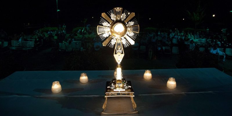 Adorazione Eucaristica